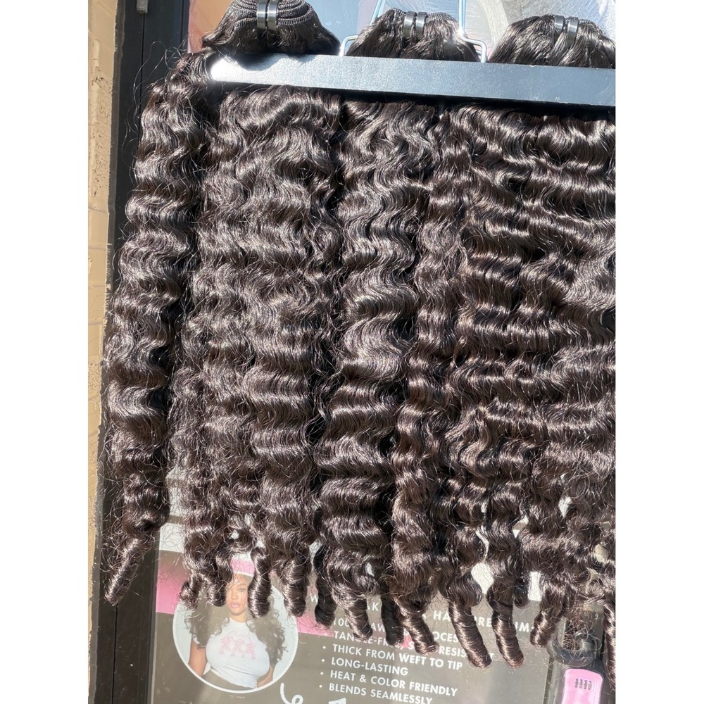26" Burmese Curly Virgin Human Hair Bundle - Picture 3 of 5